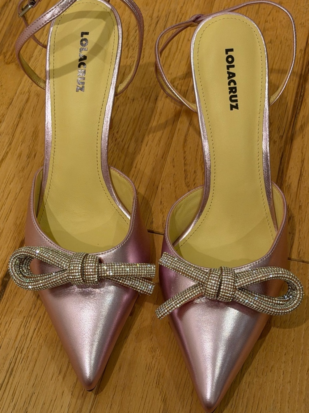 Lola Cruz Purple Metallic Bow Heels